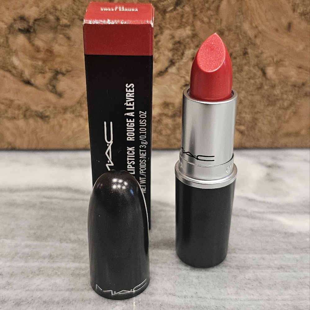 Sold MAC Cremesheen Lipstick Red Sweet Sakura